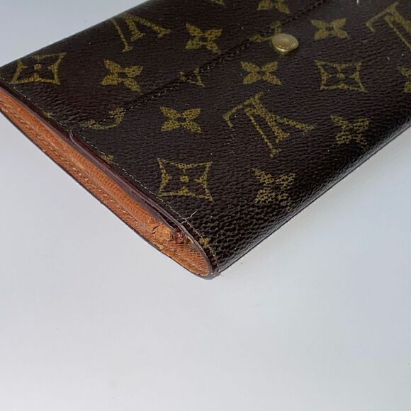 AUTHENTIC 🎖️ Louis Vuitton Monogram Sarah Wallet - Picture 6 of 14